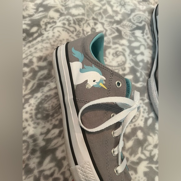 Converse Chuck Taylor All Star Unicorn Sneaker - Picture 3 of 5